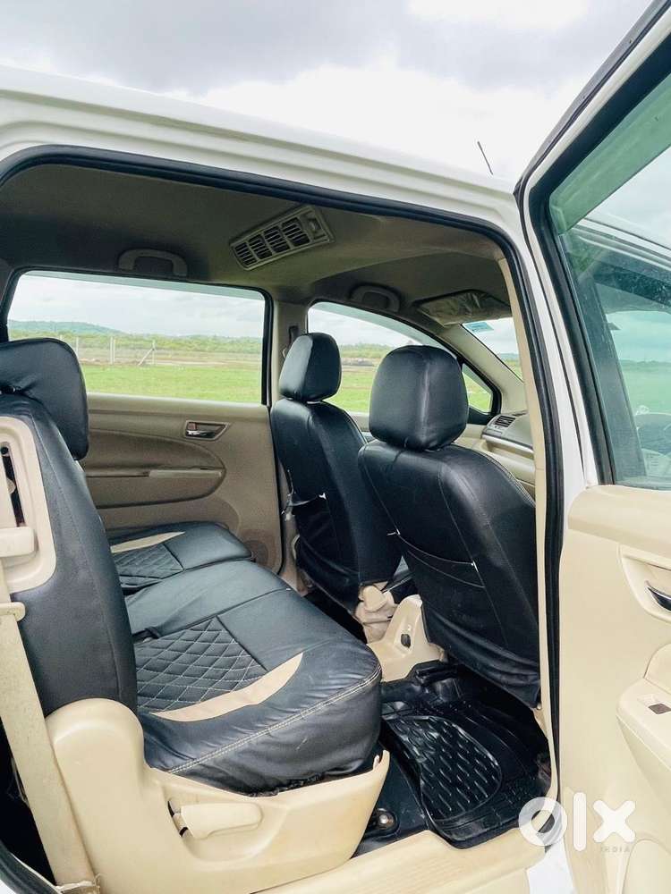Maruti Suzuki Ertiga Vxi At, 2018, Petrol
