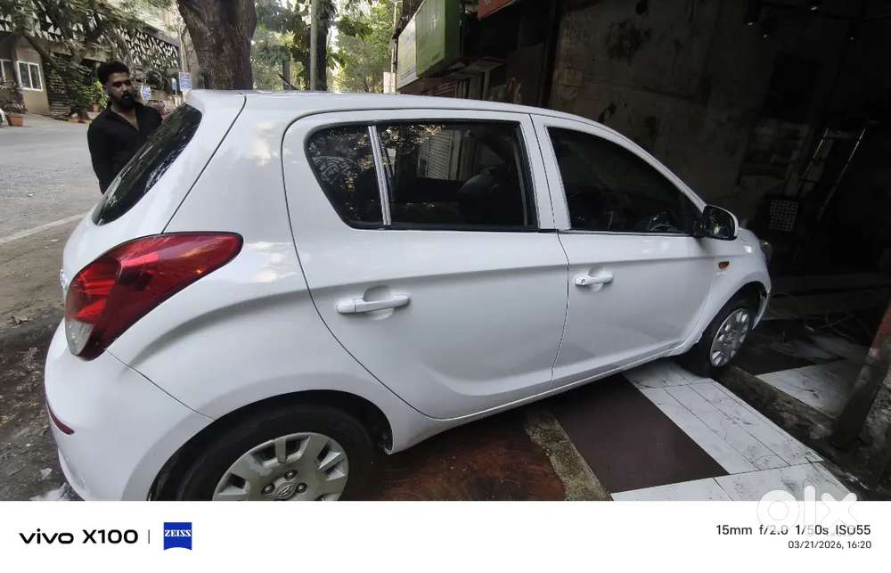 Hyundai 2013 Petrol With Sequential Cng Fitted In An Gud Condition