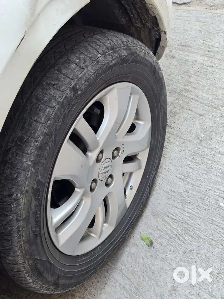 Swift Dzire 2014 December Manual Petrol Top Model