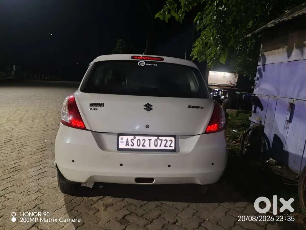 Maruti Swift Vxi 2017