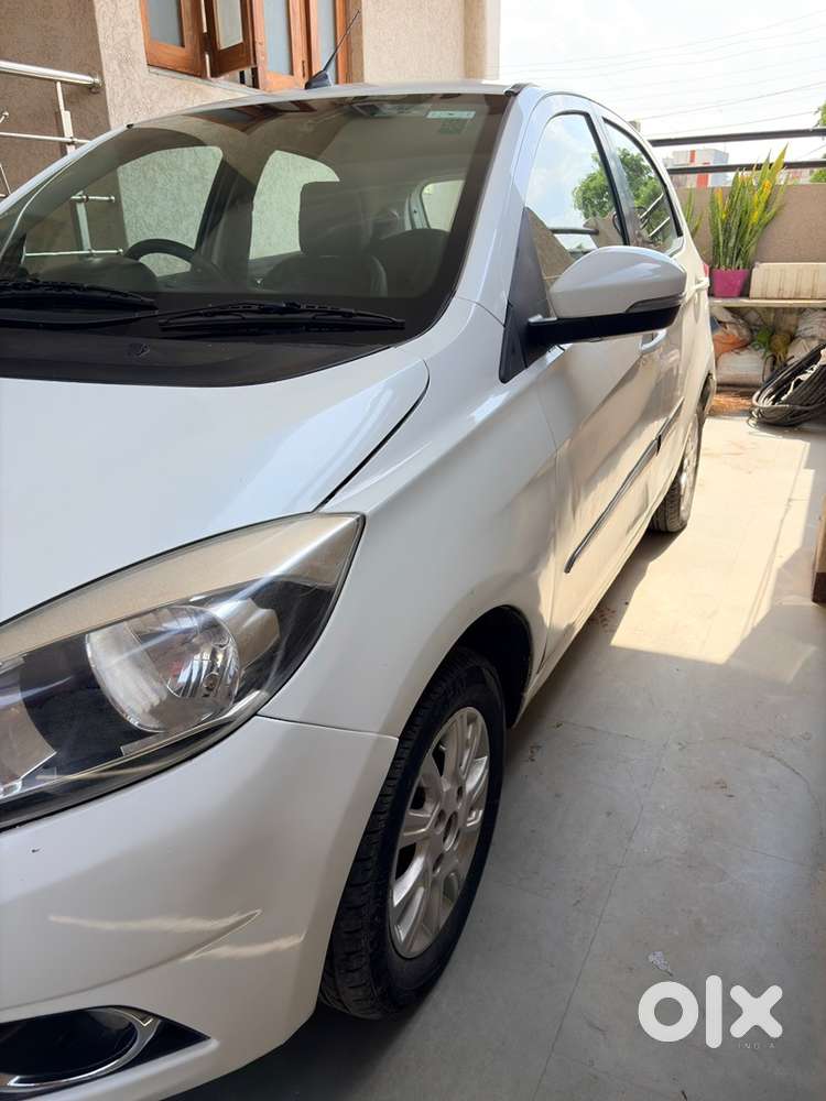 Tata Tiago Xz Top Model 2017 Petrol