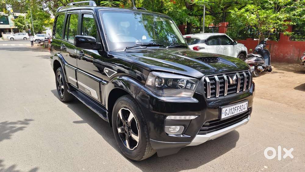 Mahindra Scorpio Classic, 2025