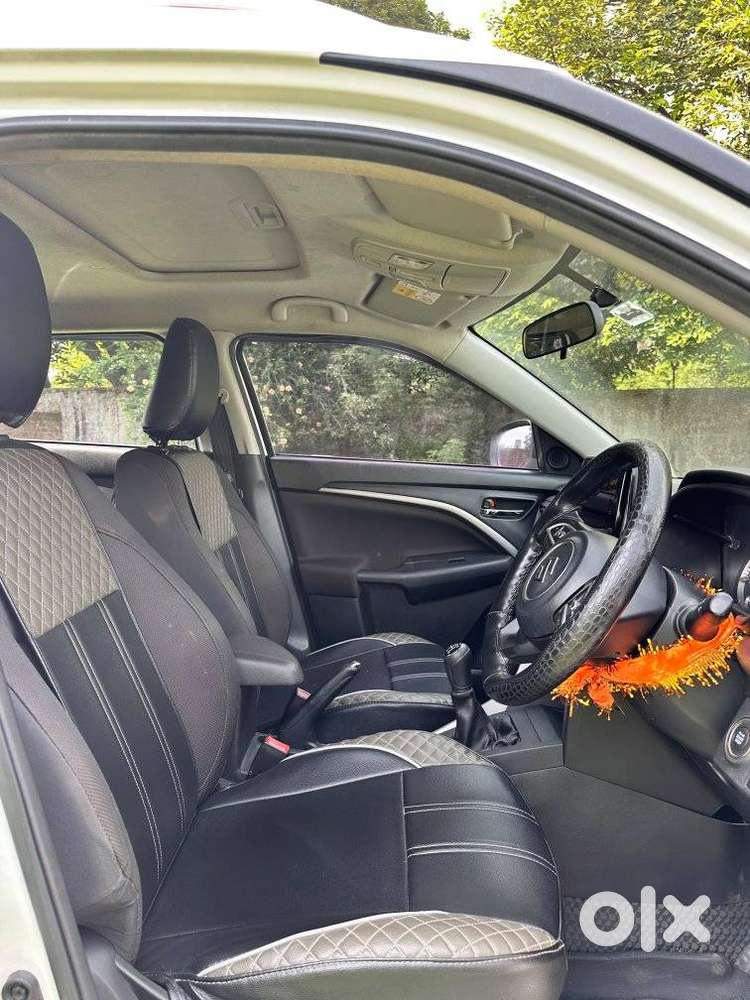 Maruti Suzuki Brezza 1.5 Zxi At Smart Hybrid Dual Tone, 2025, Petrol