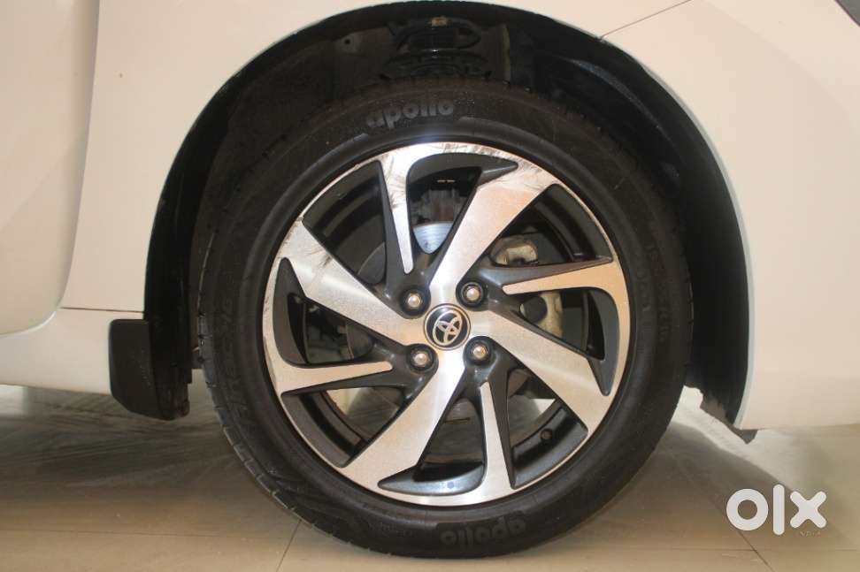 Toyota Glanza 1.2 V Amt, 2023, Petrol