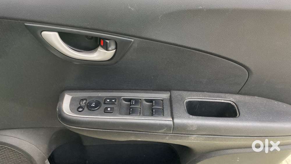 Honda Br-v I-vtec V Cvt, 2017, Petrol