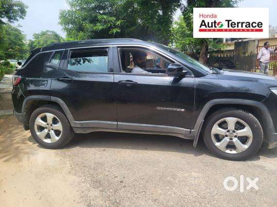 Jeep Compass 2.0 Longitude Option, 2018, Diesel