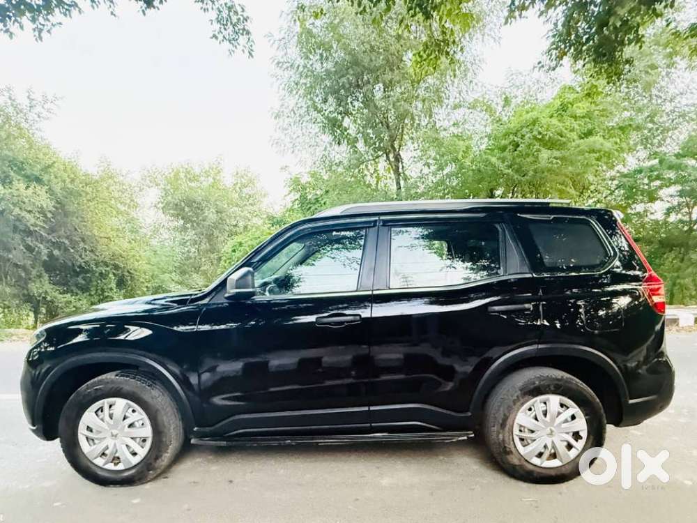 Mahindra Scorpio N Z2 Diesel Mt 7 Str (e), 2025, Diesel
