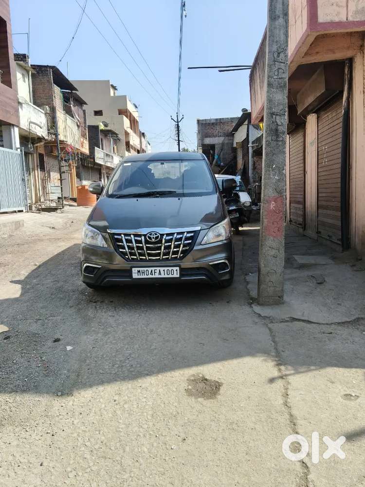 Toyota Innova 2.5 V 2011
