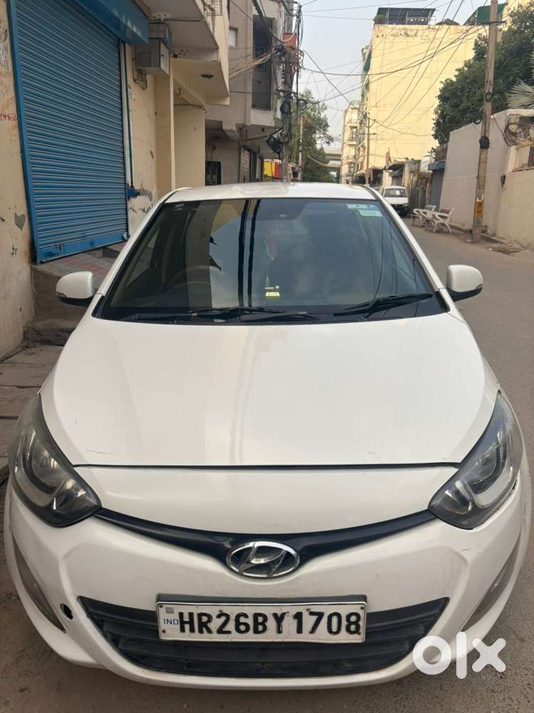 Hyundai I20 Sportz 2013 Petrol