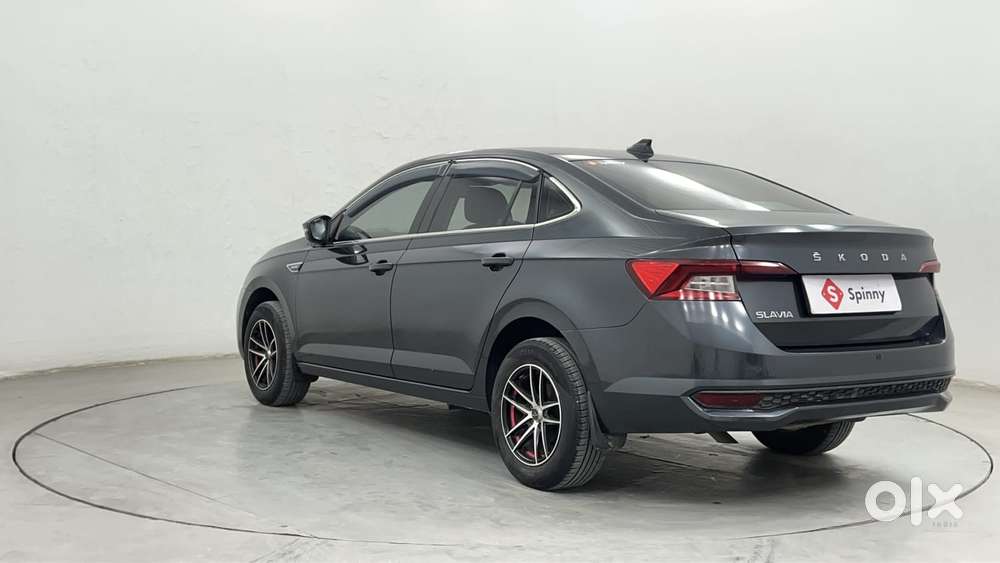 Skoda Slavia Active 1.0l Tsi Mt, 2022, Petrol
