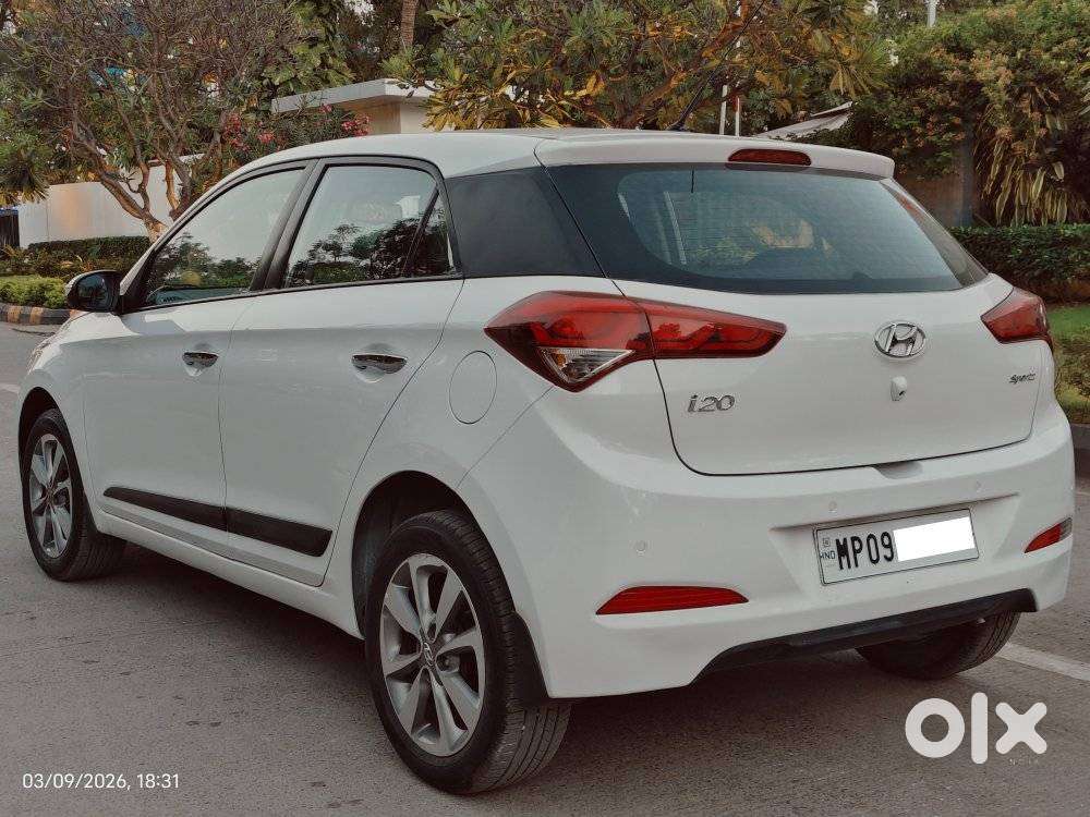 Hyundai Elite I20 Sportz (o) 1.2, 2015, Petrol