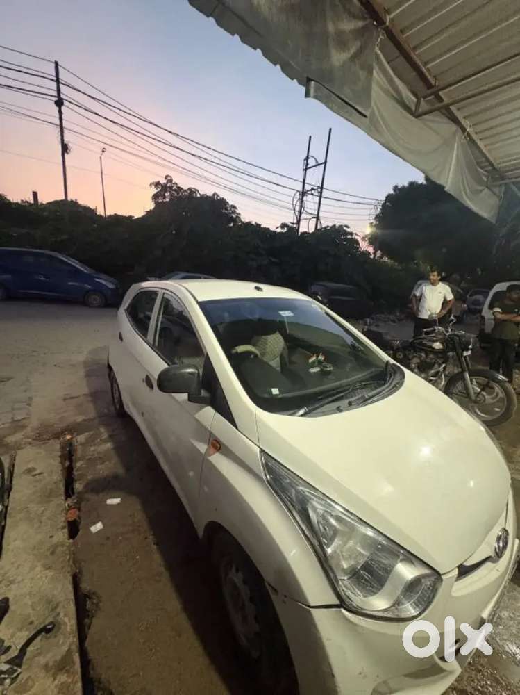 Hyundai Eon 2013 Petrol Manual Single Hand Use Car