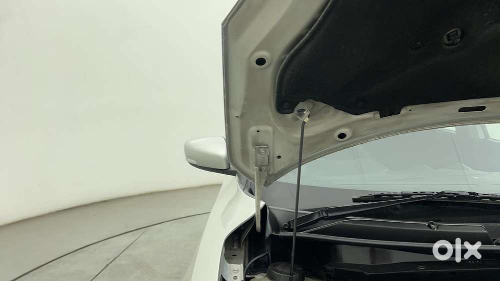 Maruti Suzuki Swift 1.3 Zxi, 2019, Cng & Hybrids