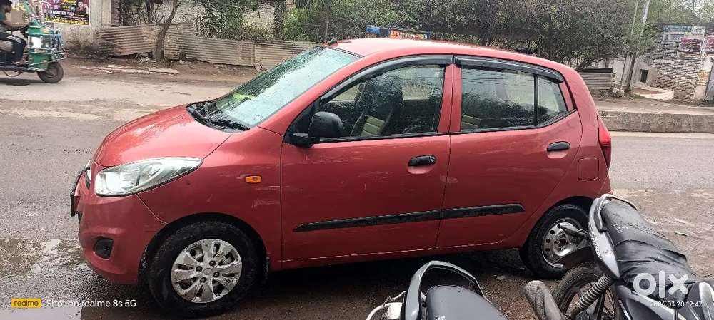 Me Apni Car Bech Rha Hu