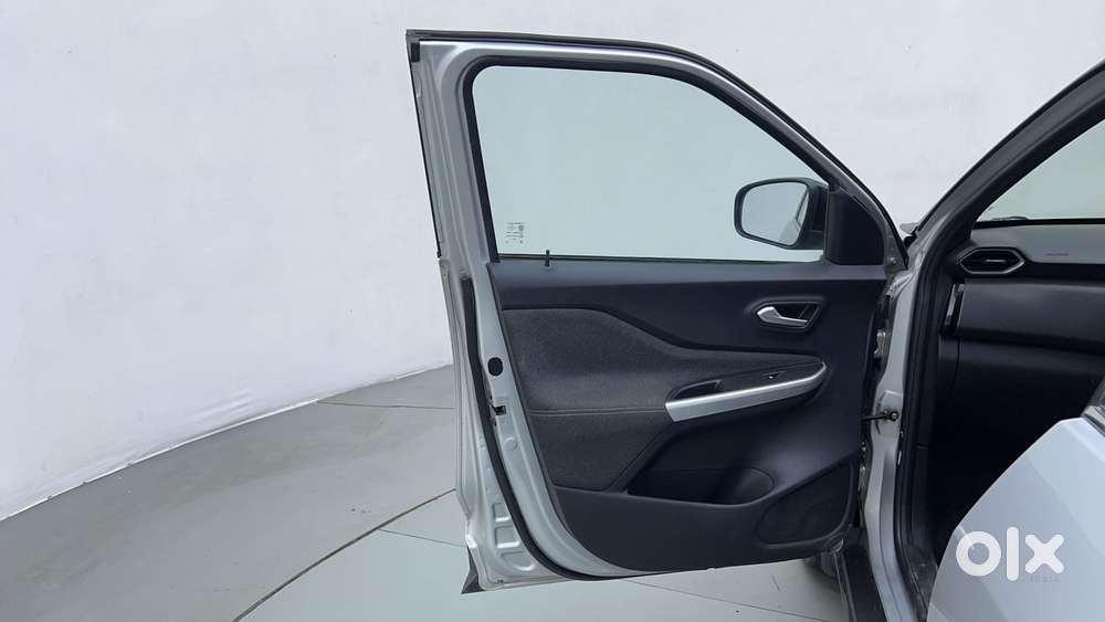 Nissan Magnite 1.0 Xv Premium Turbo Cvt (o), 2021, Petrol