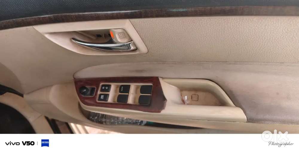 Maruti Suzuki Dzire 2015