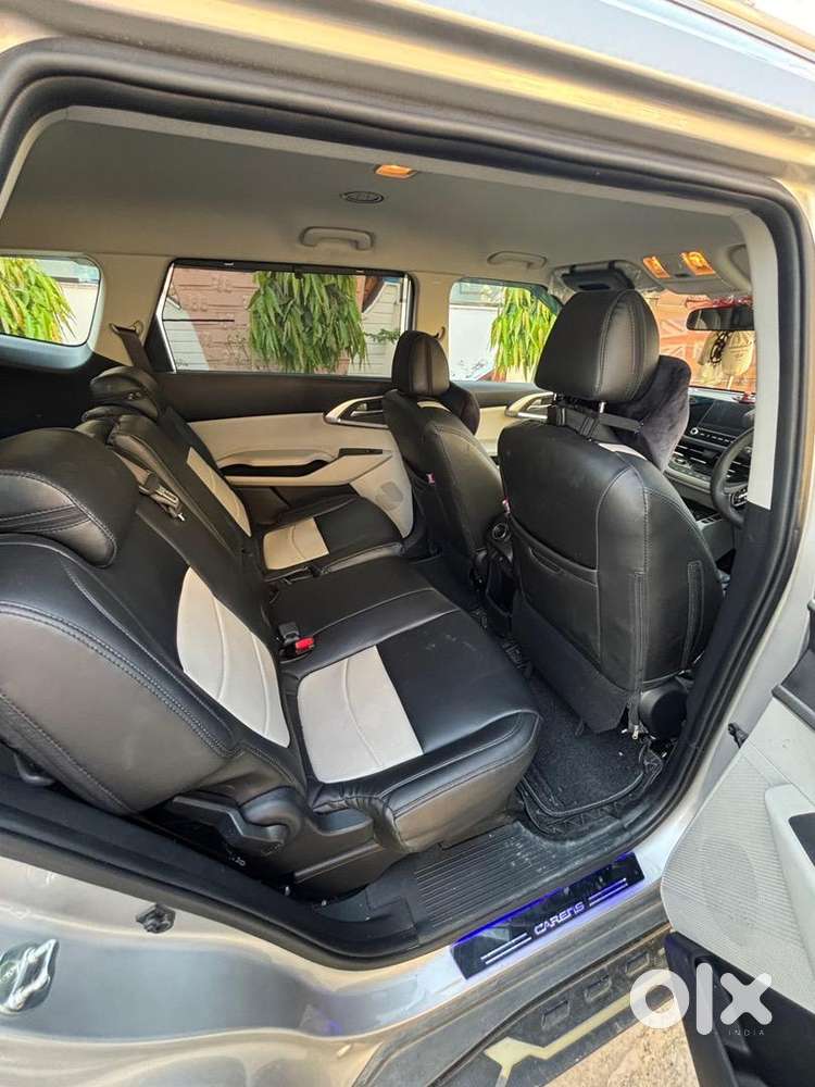 Kia Carens 2024 Petrol 14000 Km Driven