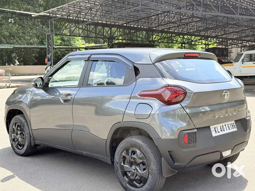 Tata Punch 1.2 Revotron Adventure Camo, 2021, Petrol