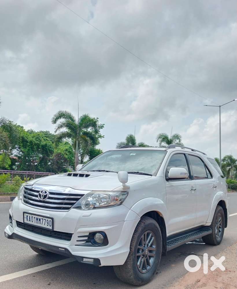 Toyota Fortuner, 2015