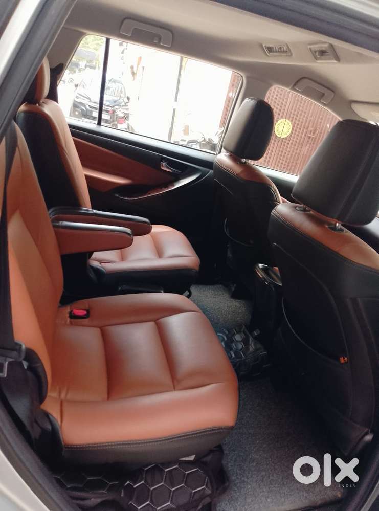 Toyota Innova Crysta [ ] 2.4 Gx At 7 Str, 2020, Diesel