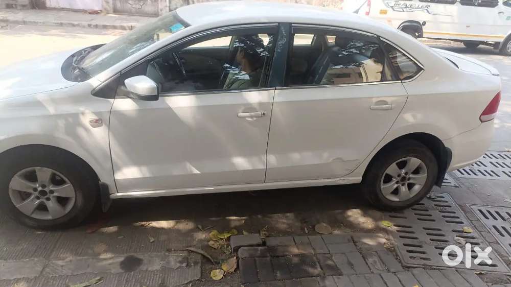 Volkswagen Vento 2011 Highline Petrol Manual