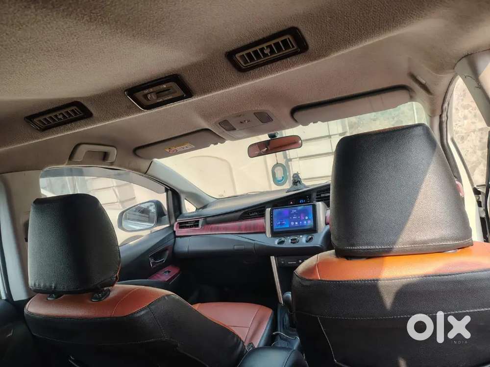 Toyota Innova Crysta 2017 Diesel 122000 Km Driven Well Maintained