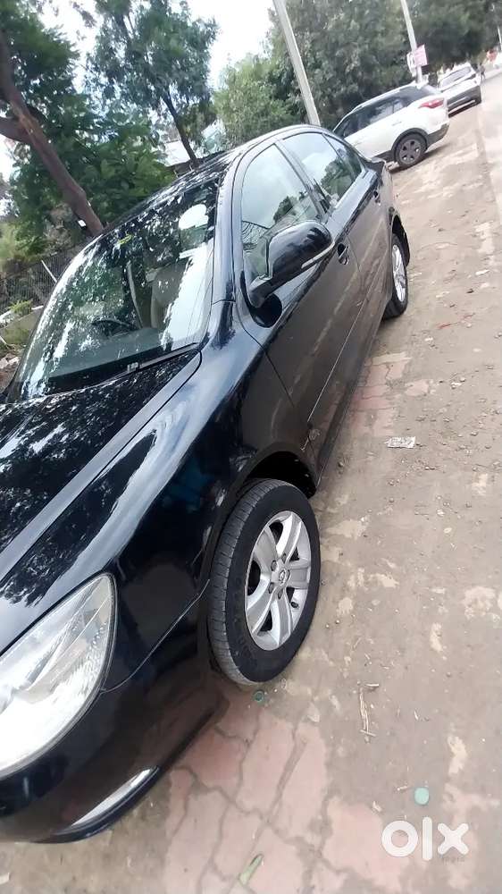 Skoda Laura Diesel 2011 80000 Km