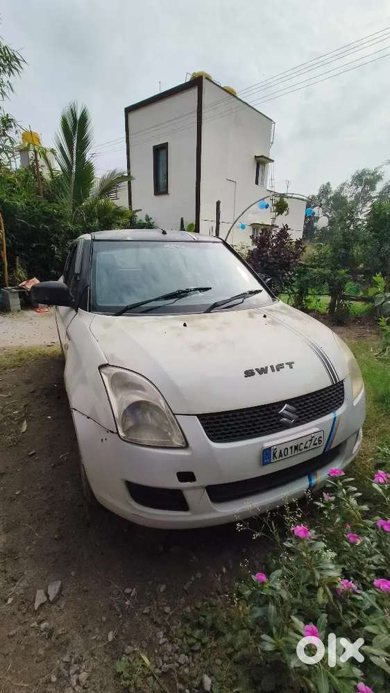 Maruti Suzuki Swift 2007 Petrol 98000 Km Driven