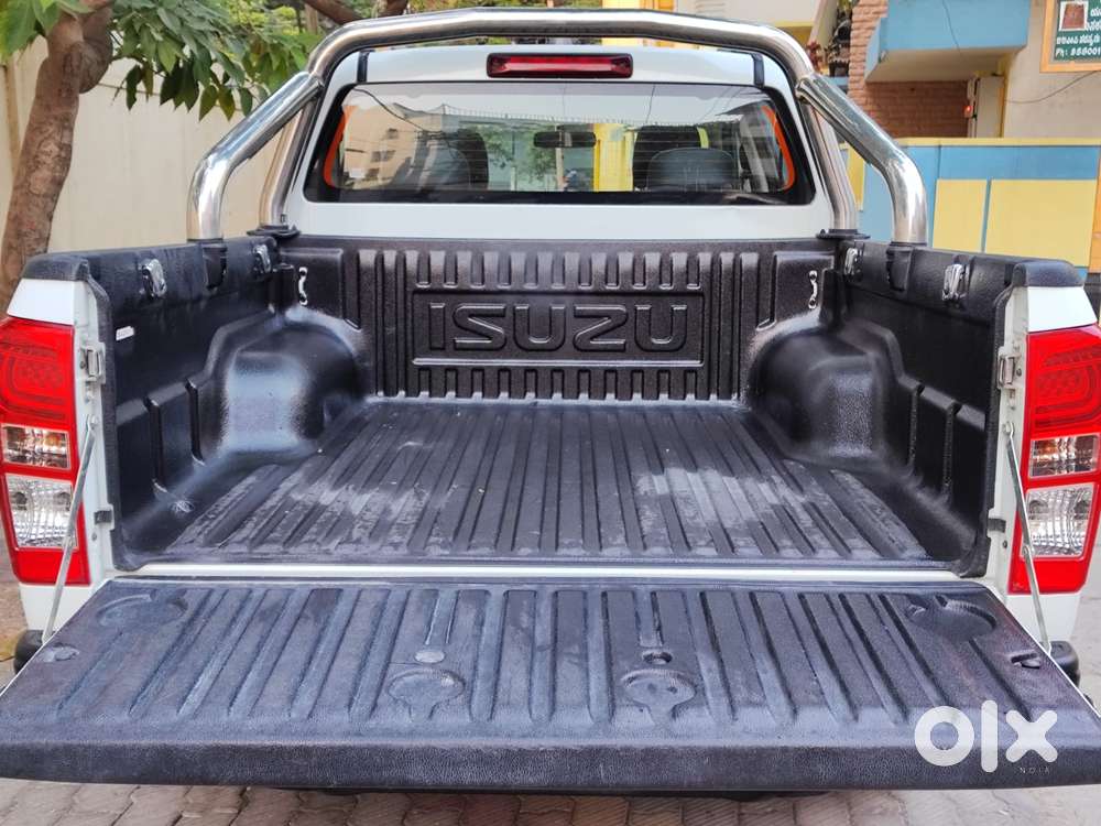 Isuzu D-max V-cross Z Prestige, 2023, Diesel