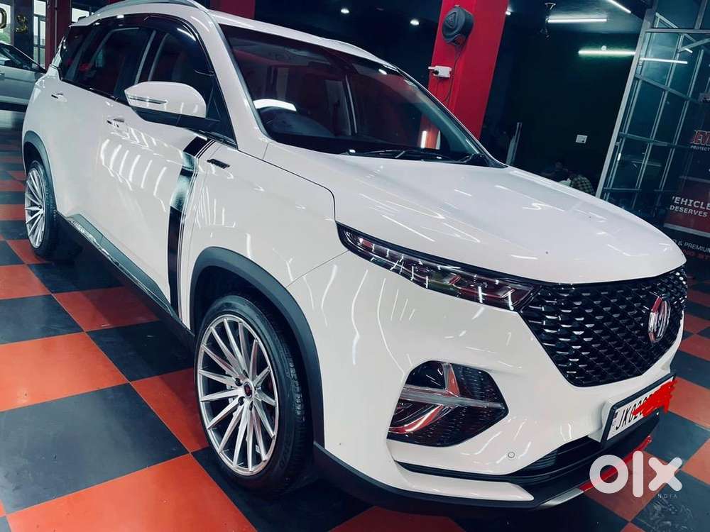 Mg Hector Plus 2021 Single Hand Driven.