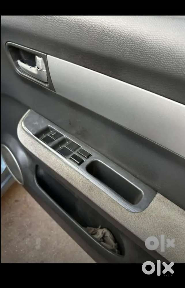 Maruti Suzuki Dzire 2010 Petrol 130000 Km Driven