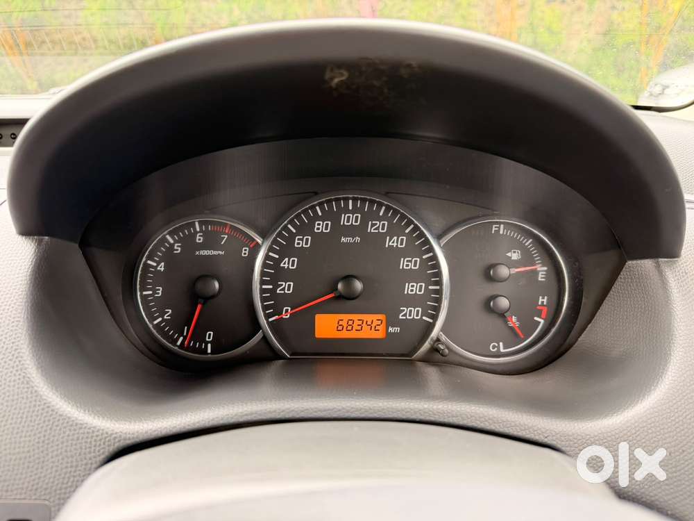 Maruti Suzuki Swift Zxi Bsiv, 2010, Petrol