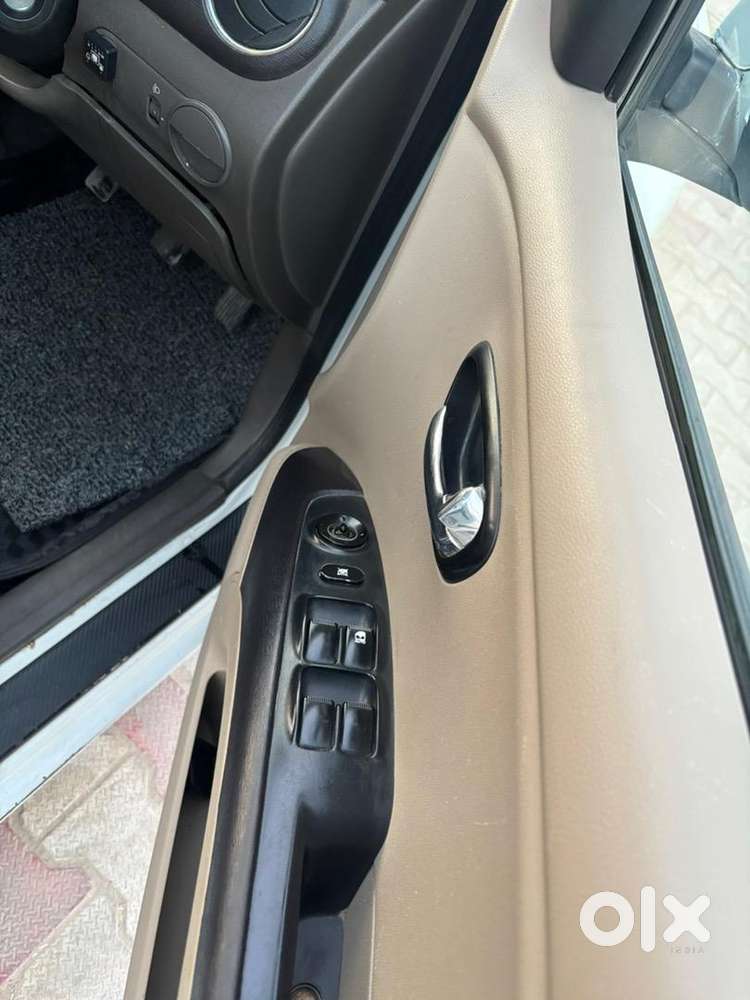 Hyundai I10 2012 Top Model
