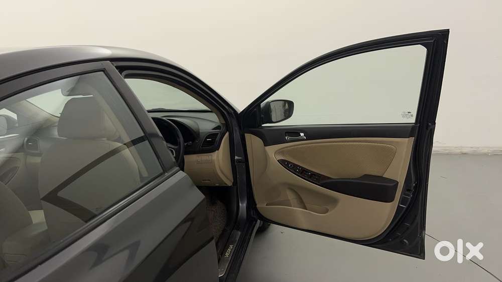 Hyundai Verna 2011-2014 1.6 Sx Vtvt (o) At, 2012, Petrol