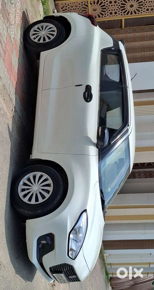 Maruti Suzuki Swift Vxi + Manual, 2020, Petrol