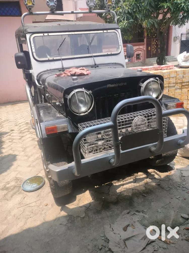 Mahindra Jeep Classic 2005