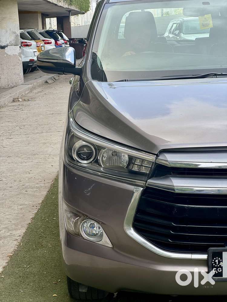 Toyota Innova Crysta 2.8 Zx At, 2016, Diesel
