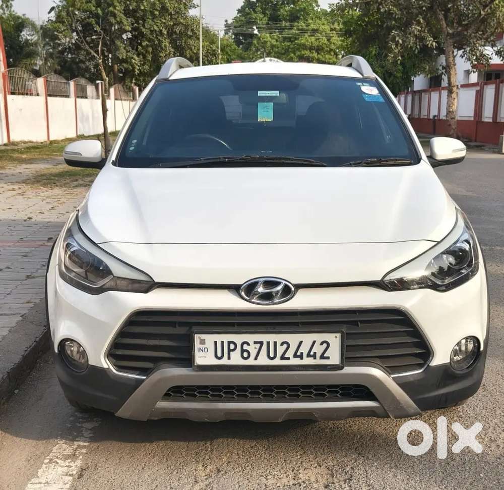 Hyundai I20 Active 2017 Petrol 32000 Km Driven