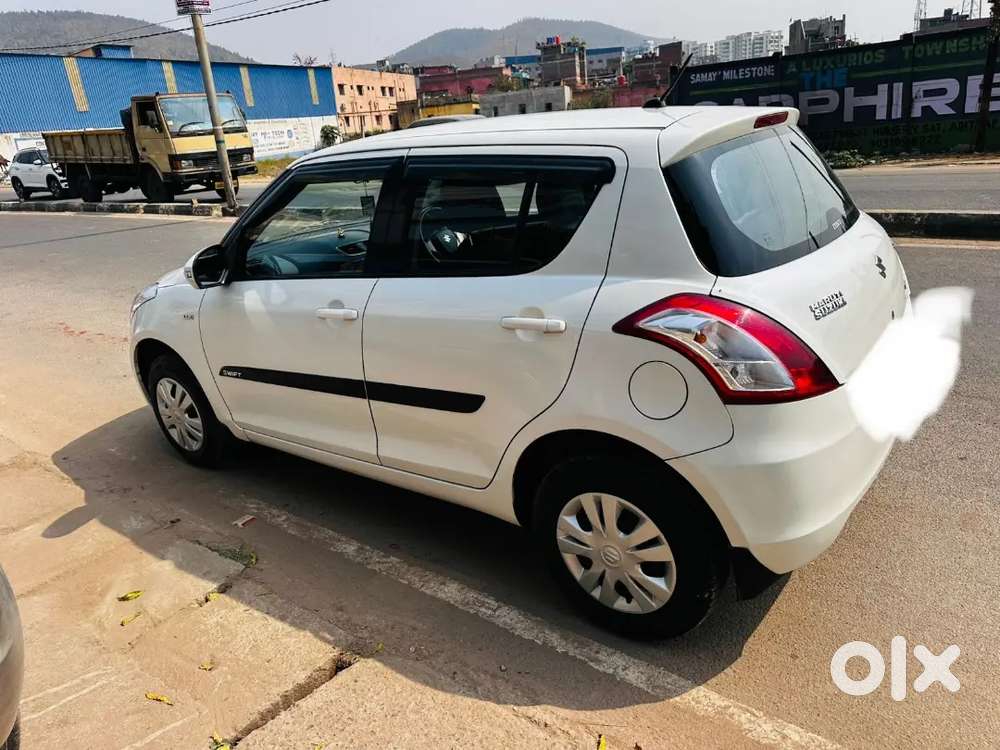 Swift Maruti Suzuki 2016