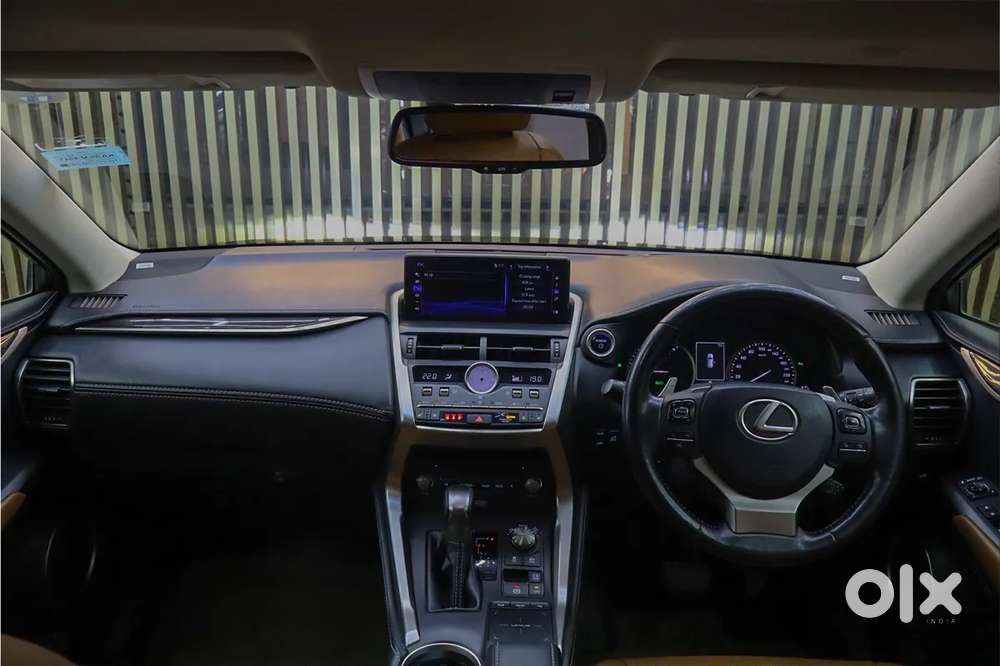 Lexus Nx, 2019, Petrol