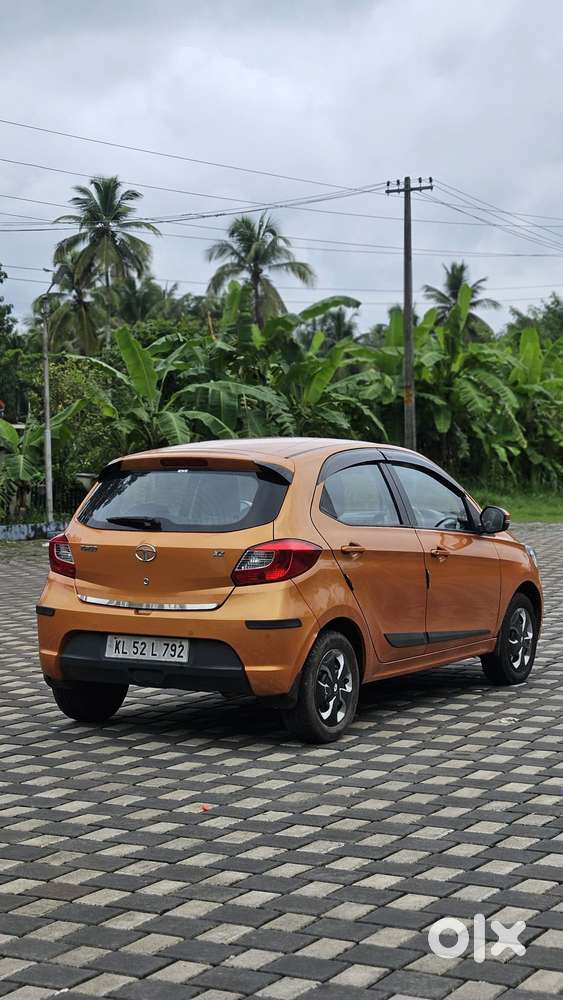 Tata Tiago Xz, 2016, Petrol