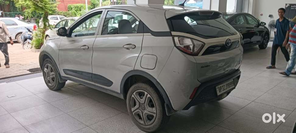 Tata Nexon 1.5 Revotorq Xm (s), 2018, Diesel