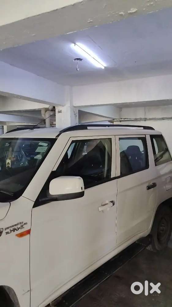 Mahindra Tuv 300 2016 Diesel 127000 Km Driven