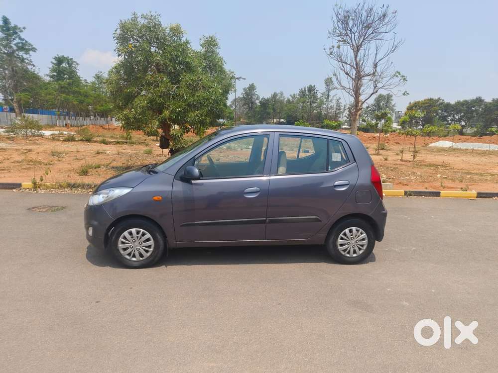 Hyundai I10 Sportz, 2016, Petrol