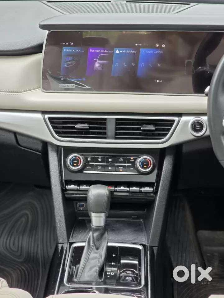 Mahindra Xuv700 2.2 Ax 7 Diesel At Luxury Pack Str, 2023, Diesel