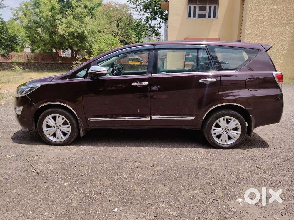 Toyota Innova Crysta 2.7 Zx At, 2016, Petrol