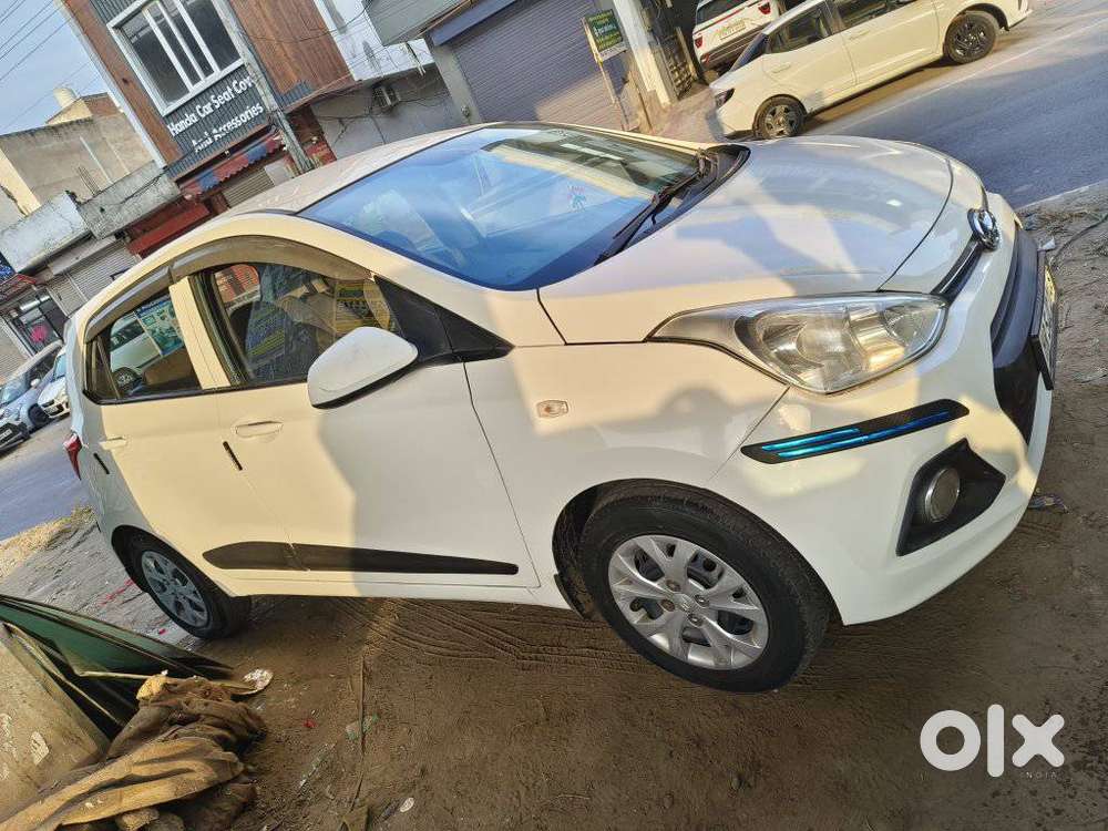 Hyundai Grand I10 1.2 Crdi Sportz, 2015, Petrol