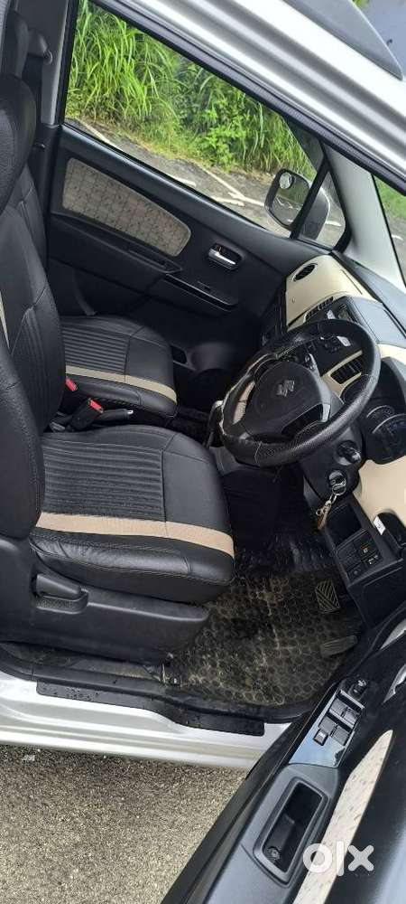 Maruti Suzuki Wagon R Vxi Amt1.2, 2017, Petrol