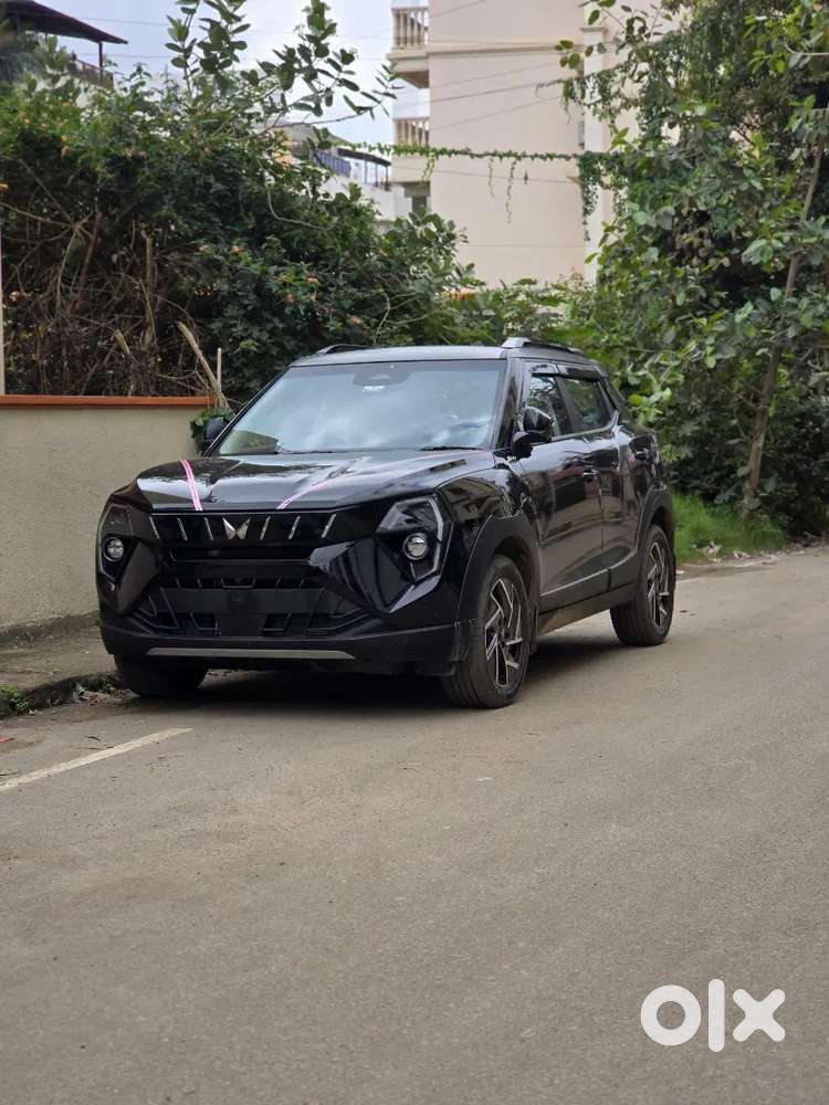 3xo Ax7l Pt At Black Color