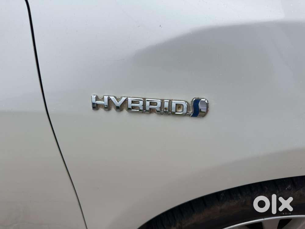 Toyota Camry 2.5 Hybrid, 2016, Petrol